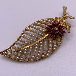 Vintage 1950s BSK Gold Plated Leaf with Seed Pearls and Painted Flower Brooch